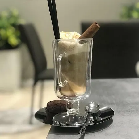 Hotel Emerald Boutique 4*